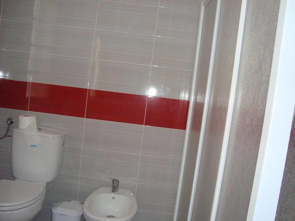 Hospedaria 5 Bicas Aveiro Exterior photo